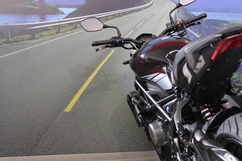 Benelli 752 S (2022 - 25) (20)