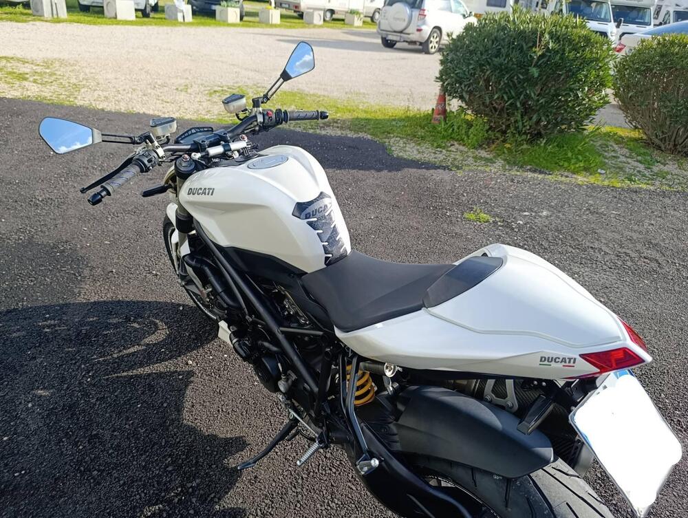 Ducati Streetfighter (2009 - 12) (13)