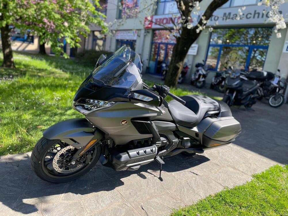 Honda GL 1800 Gold Wing 50° Anniversario (2025 - 26) (4)