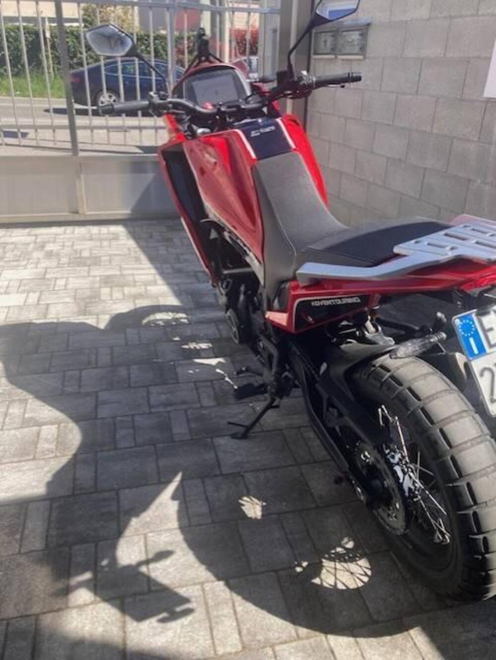 Moto Morini X-Cape 650 (2021 - 26) (3)