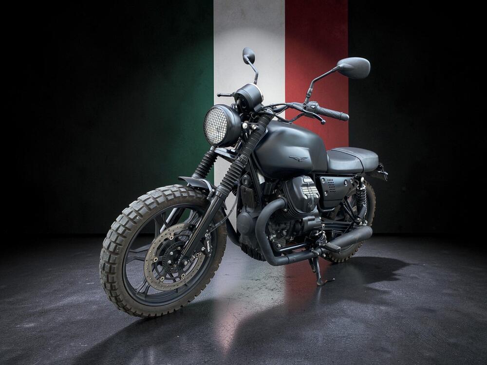 Moto Guzzi V7 III Stone (2017 - 20) (4)