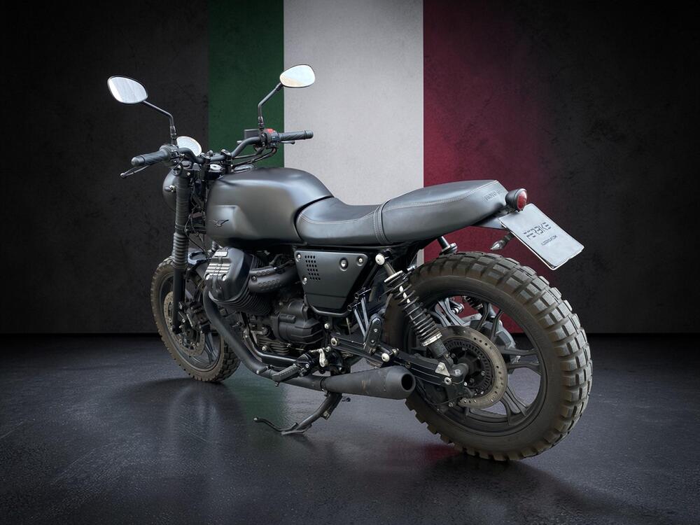 Moto Guzzi V7 III Stone (2017 - 20) (6)