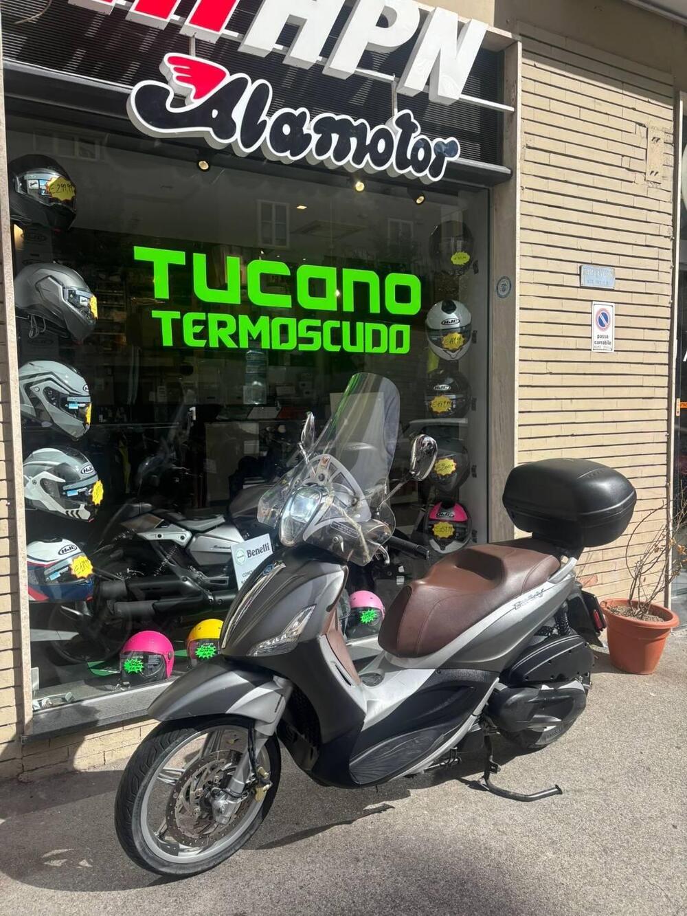 Piaggio Beverly 350 S ABS (2019 - 20) (6)
