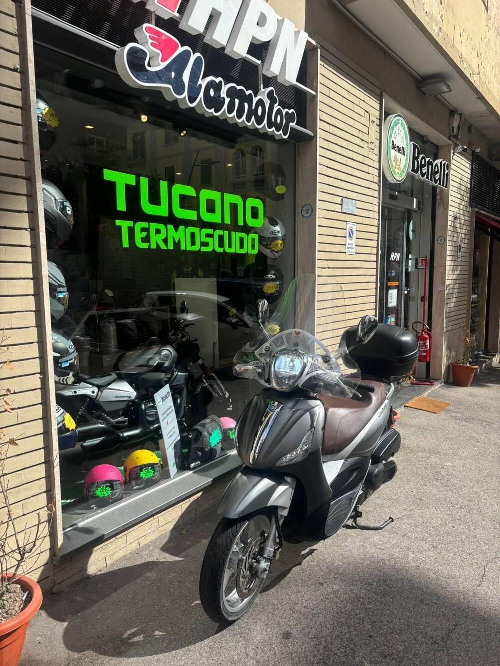 Piaggio Beverly 350 S ABS (2019 - 20) (7)