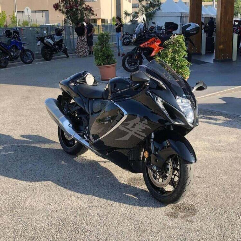 Suzuki GSX 1300 R Hayabusa (2021 - 24) (6)