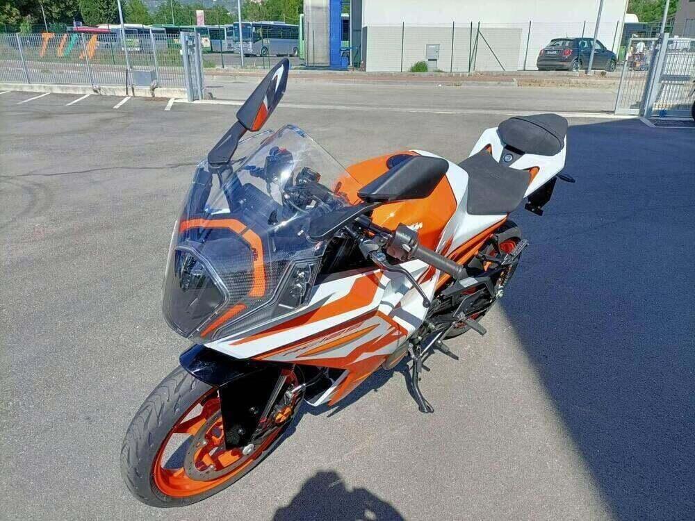 KTM RC 125 (2022 - 26) (3)