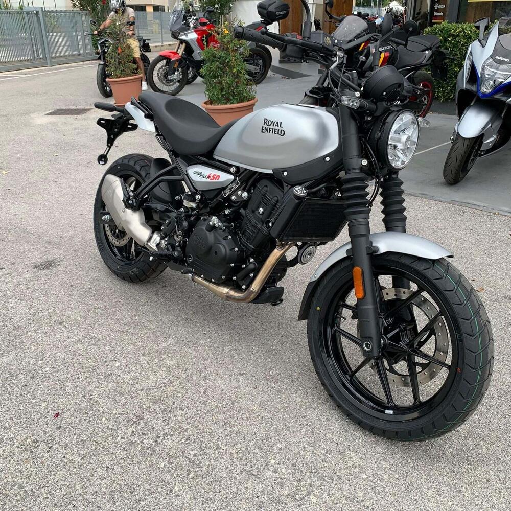 Royal Enfield Guerrilla 450 (2024 - 26) (3)