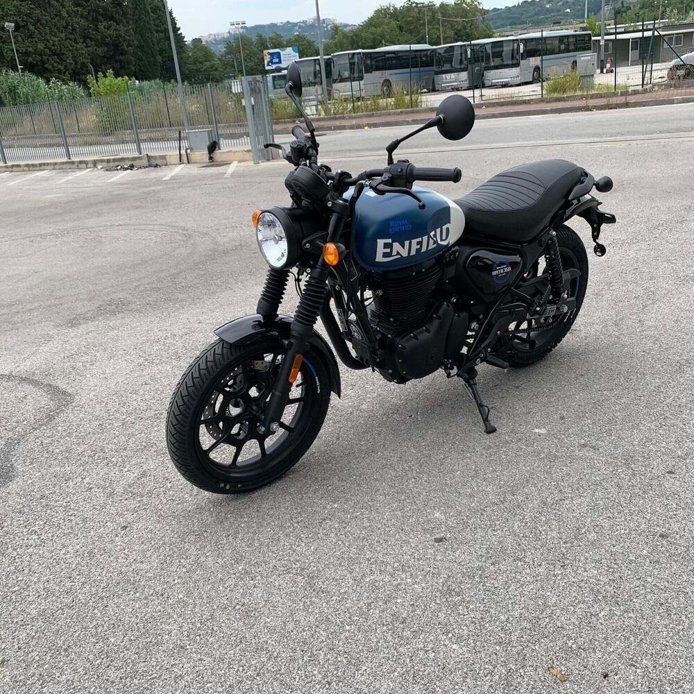 Royal Enfield HNTR 350 (2022 - 26) (2)