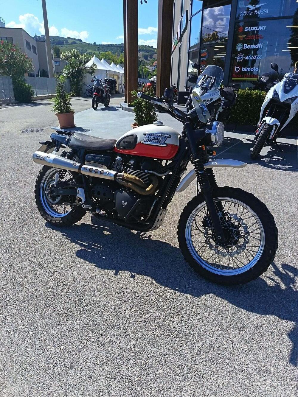 Triumph Scrambler (2006 - 17) (4)