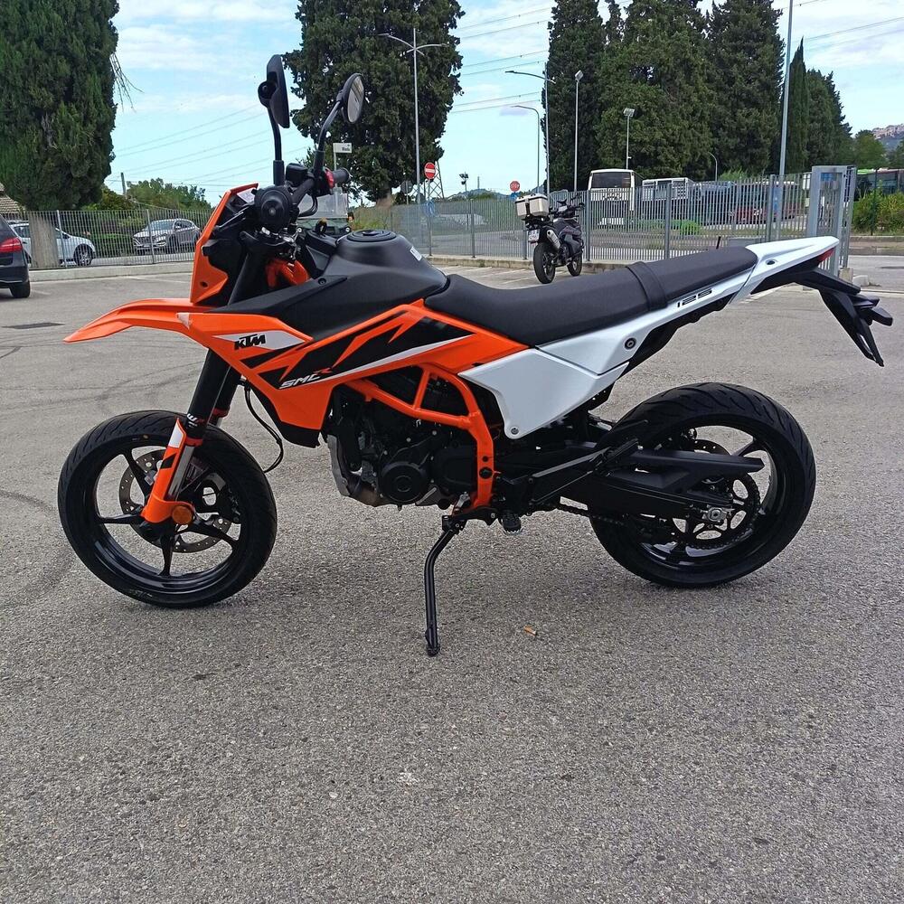 KTM 125 SMC R (2025 - 26) (5)