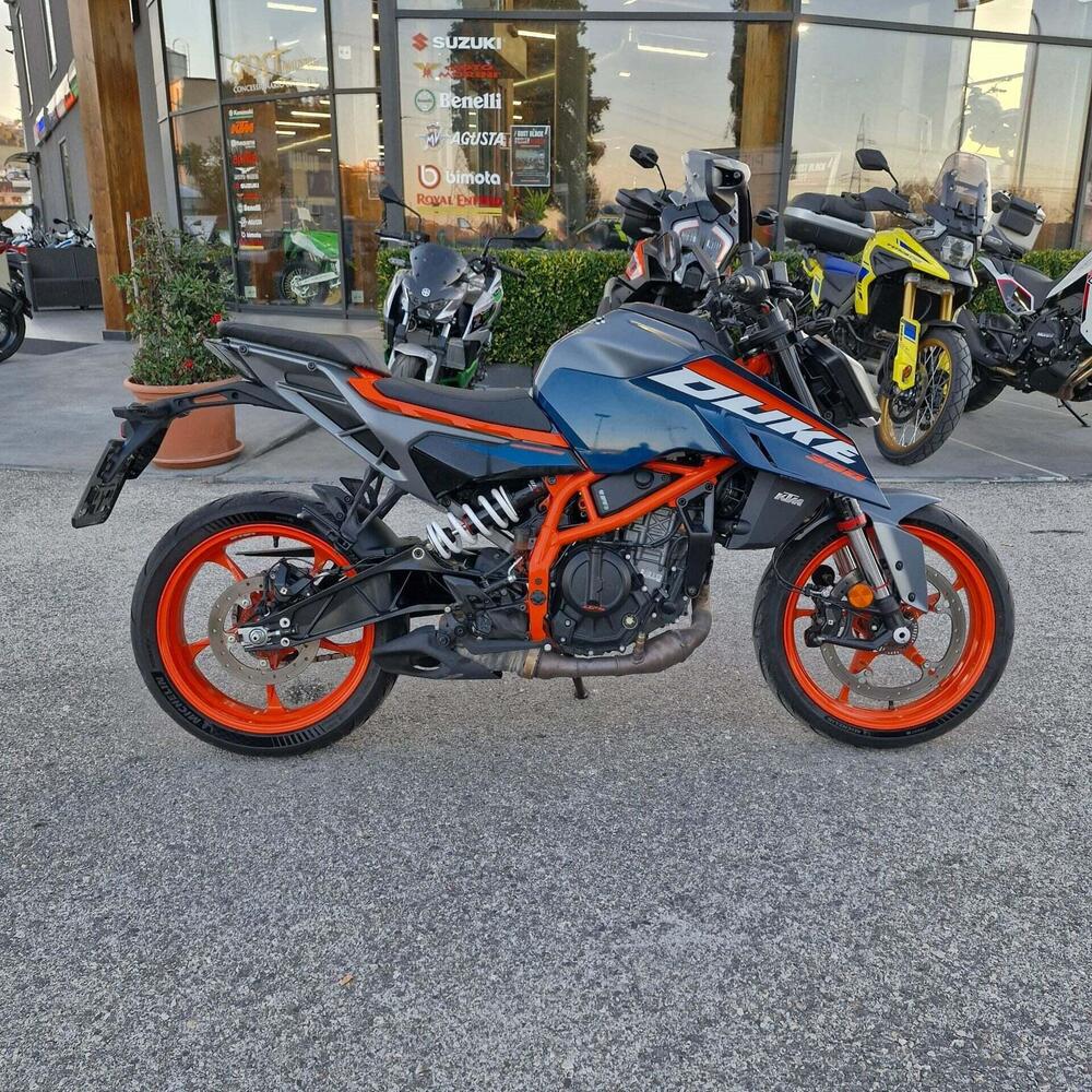 KTM 390 Duke (2024 - 25) (2)