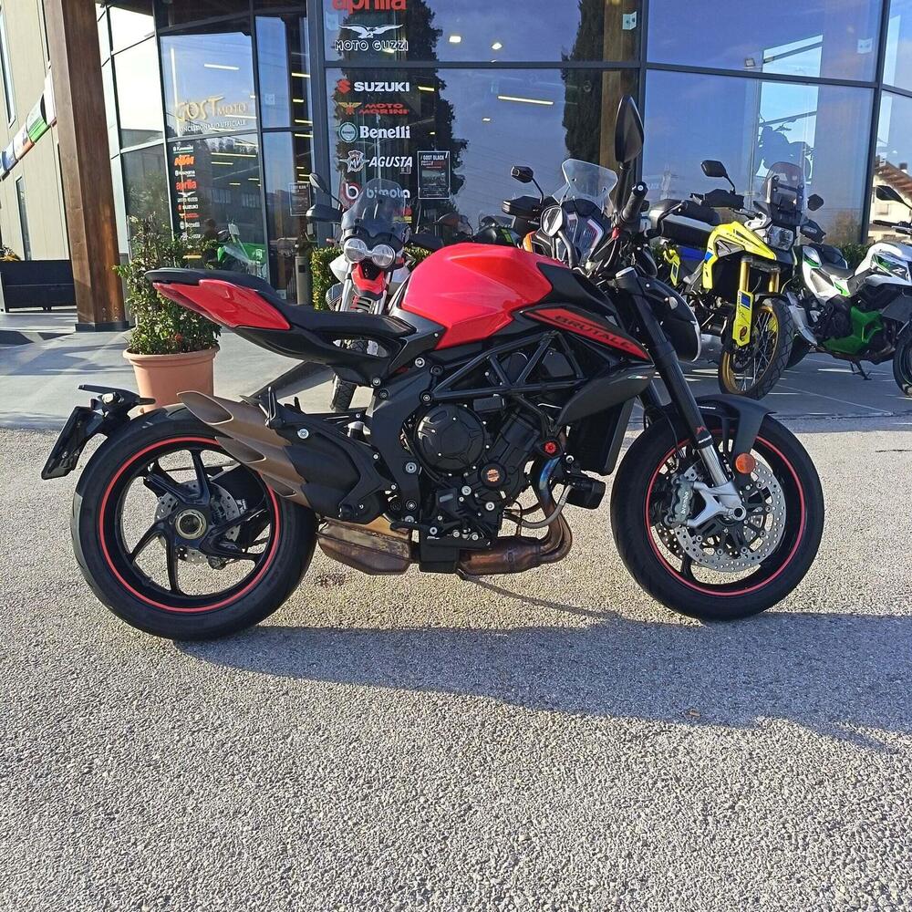 MV Agusta Brutale 800 Rosso (2021 - 23) (2)