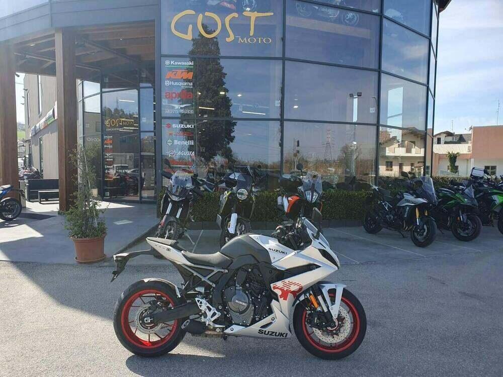 Suzuki GSX-8R (2024 - 26)