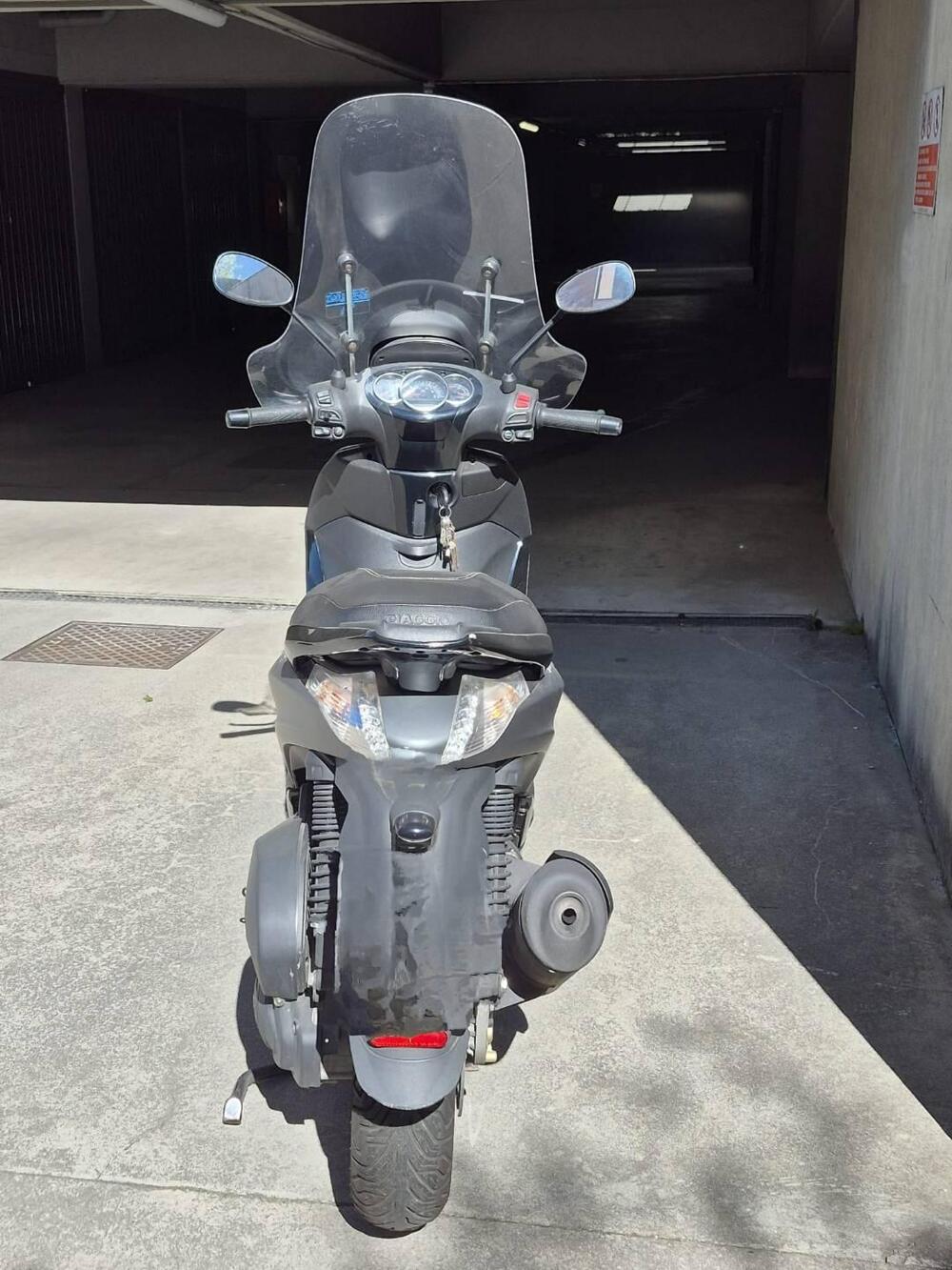 Piaggio Beverly 300 i.e. (2010 - 16) (3)