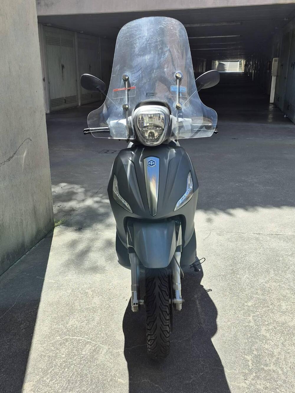 Piaggio Beverly 300 i.e. (2010 - 16) (4)
