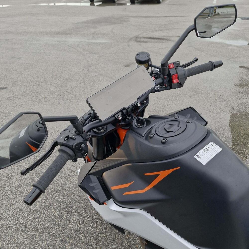 KTM 990 Duke (2024 - 26) (9)