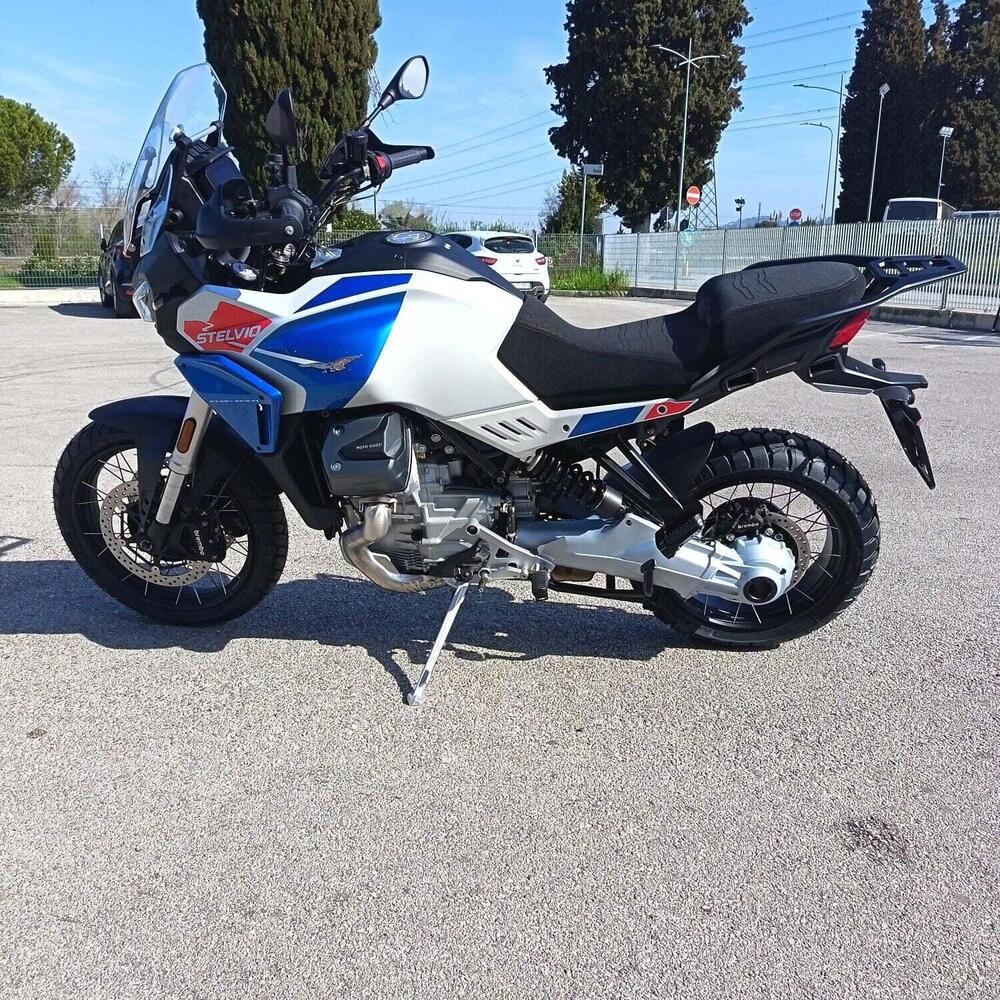 Moto Guzzi Stelvio Duecento Tributo (2025 - 26) (5)