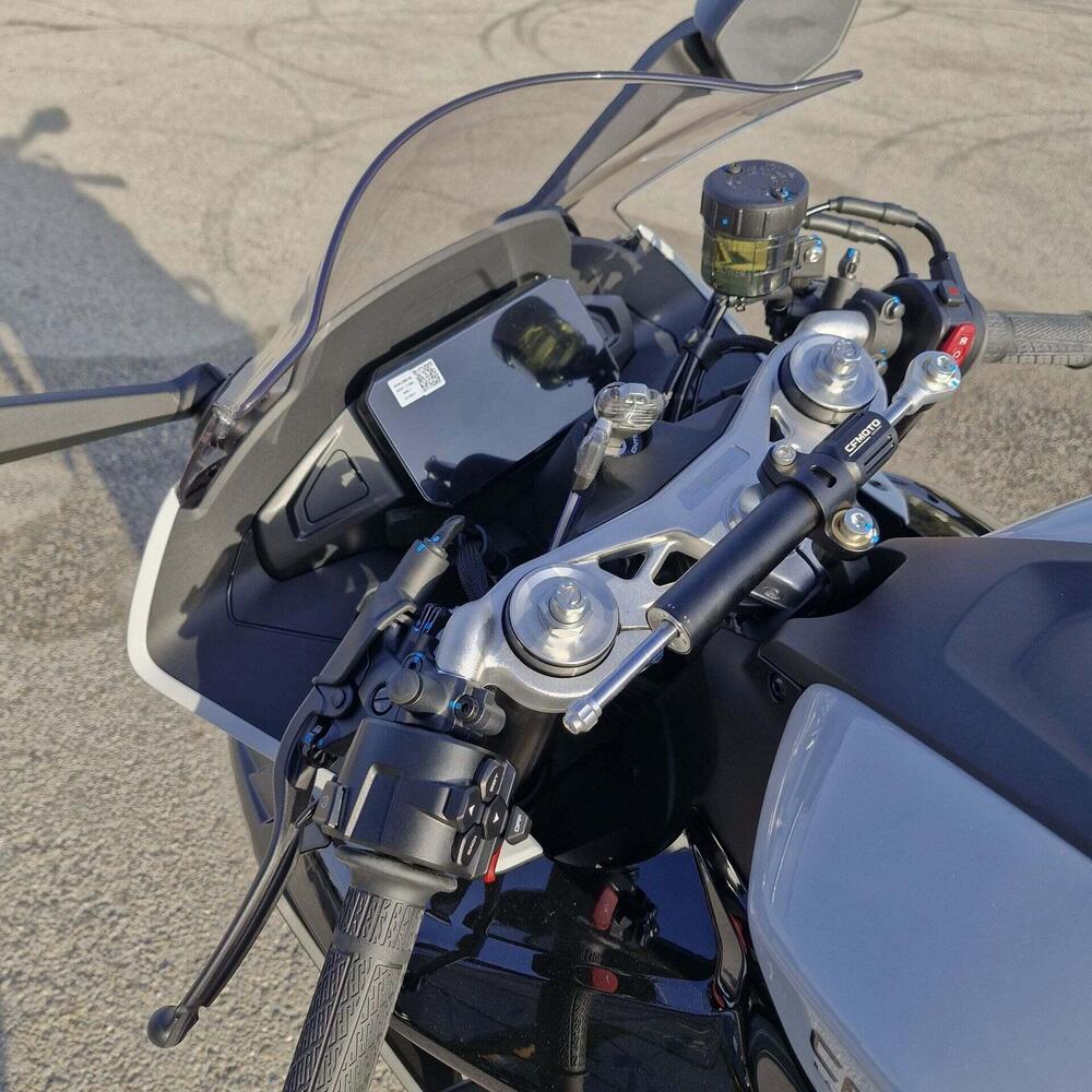 CFMOTO 675SR-R (2025 - 26) (8)