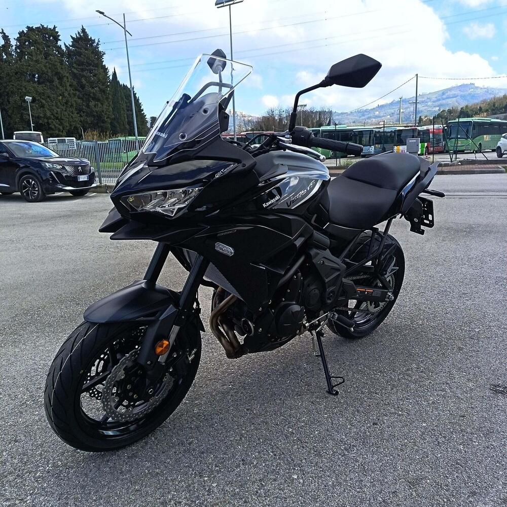 Kawasaki Versys 650 (2025 - 26) (4)