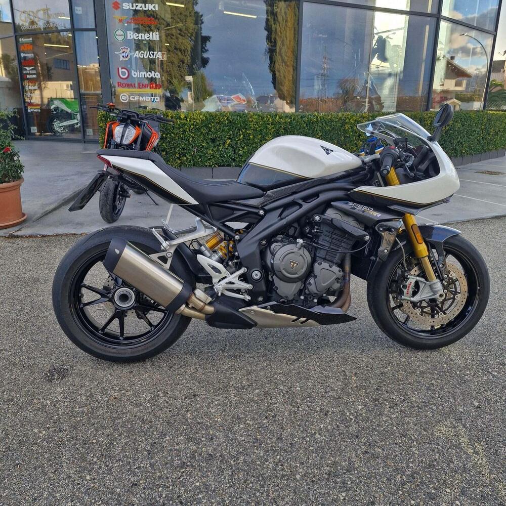Triumph Speed Triple 1200 RR (2022 - 26) (2)