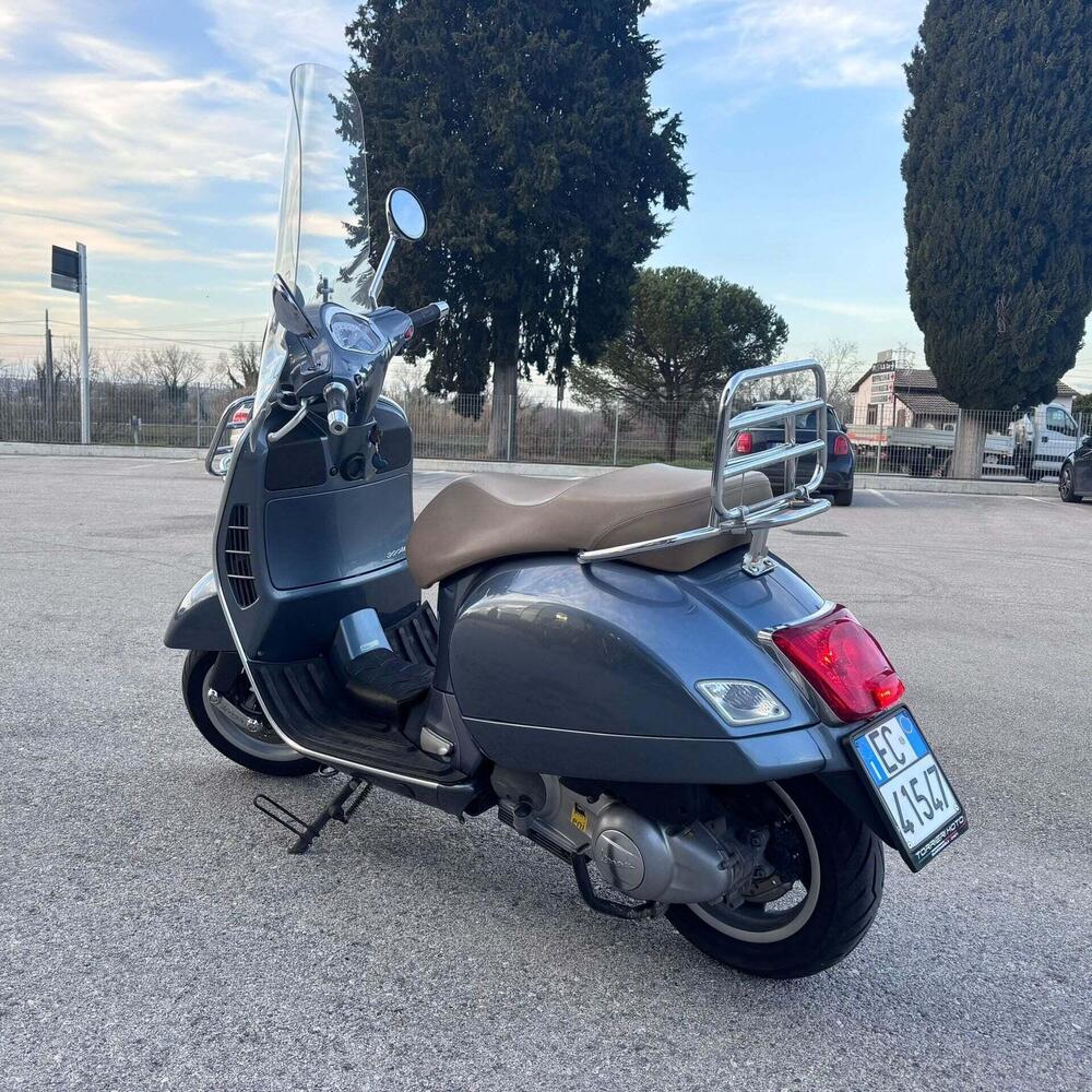 Vespa GTS 300 Touring (2010 - 13) (5)