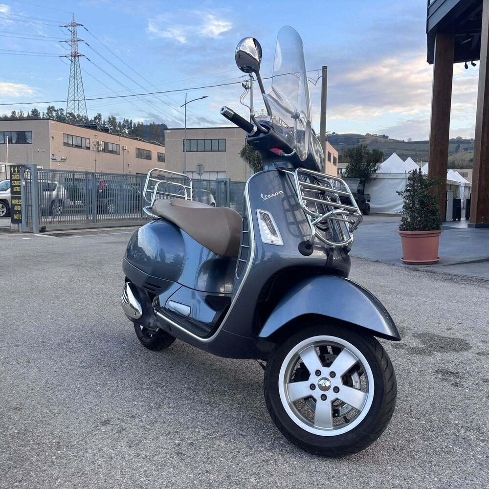 Vespa GTS 300 Touring (2010 - 13) (7)