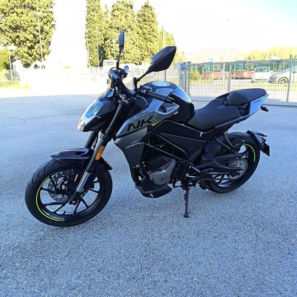 CFMOTO 300NK (2021 - 26) (4)