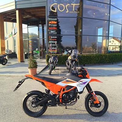 KTM 390 SMC R (2025 - 26) nuova
