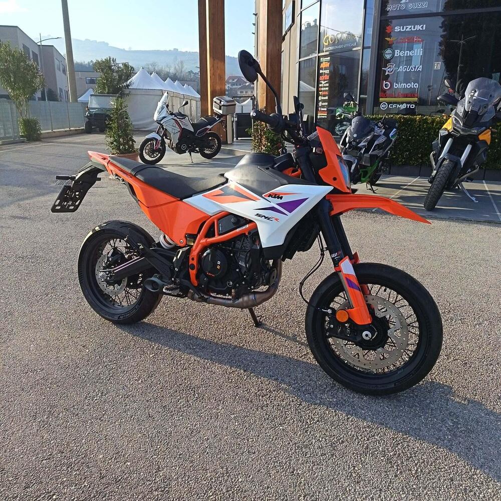 KTM 390 SMC R (2025 - 26) (3)