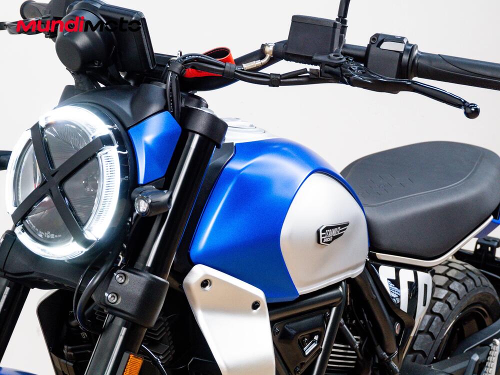 Ducati Scrambler 800 Icon Dark (2025 - 26) (15)