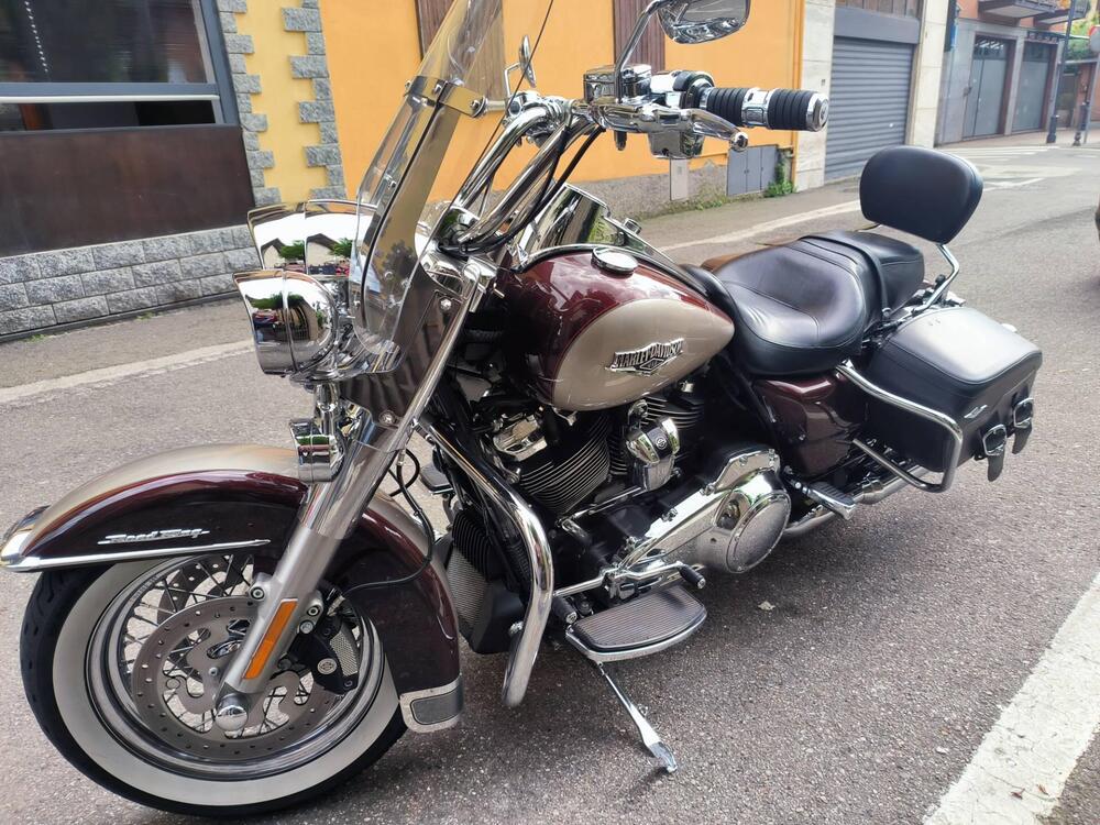 Harley-Davidson 107 Road King Classic (2017 - 18) - FLHRC (4)
