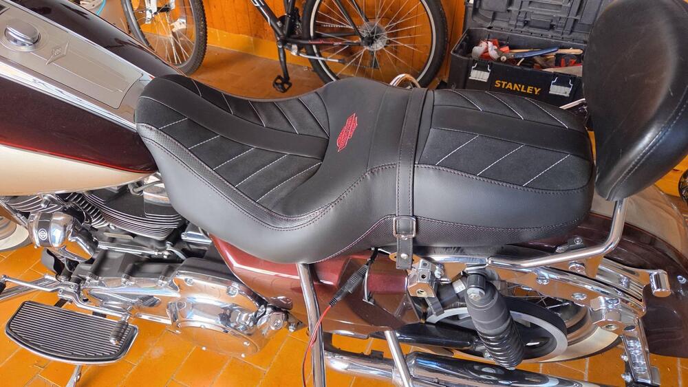 Harley-Davidson 107 Road King Classic (2017 - 18) - FLHRC (5)