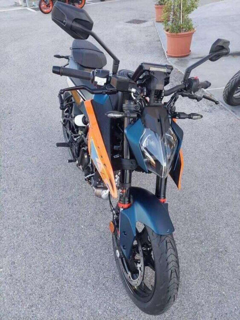 KTM 125 Duke (2024 - 25) (2)