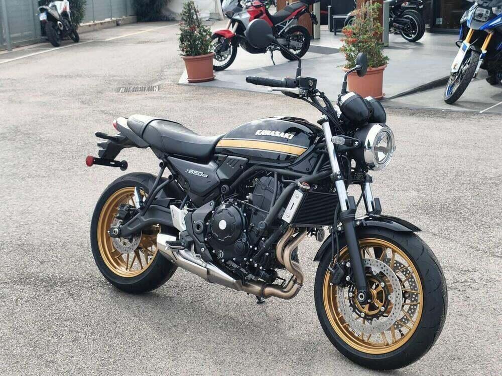 Kawasaki Z 650 RS (2025 - 26) (8)