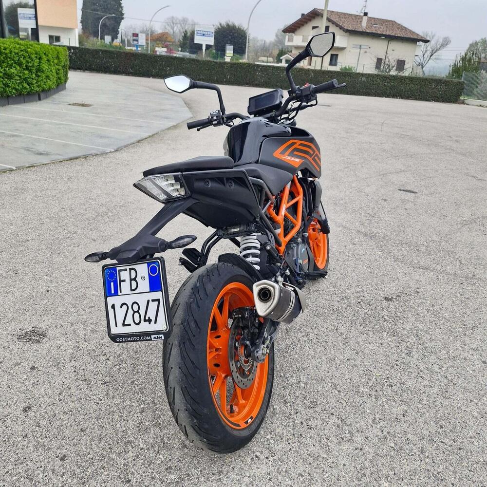KTM 125 Duke (2021 - 23) (4)