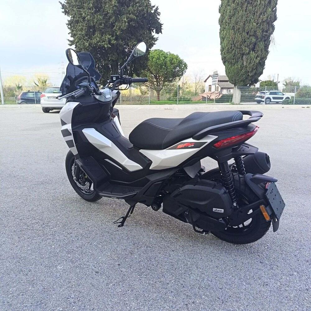 Aprilia SR GT 125 (2025 - 26) (7)