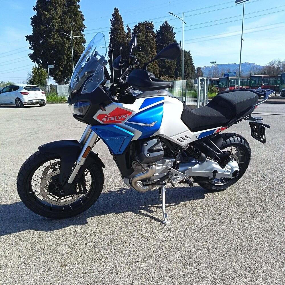 Moto Guzzi Stelvio Duecento Tributo (2025 - 26) (4)