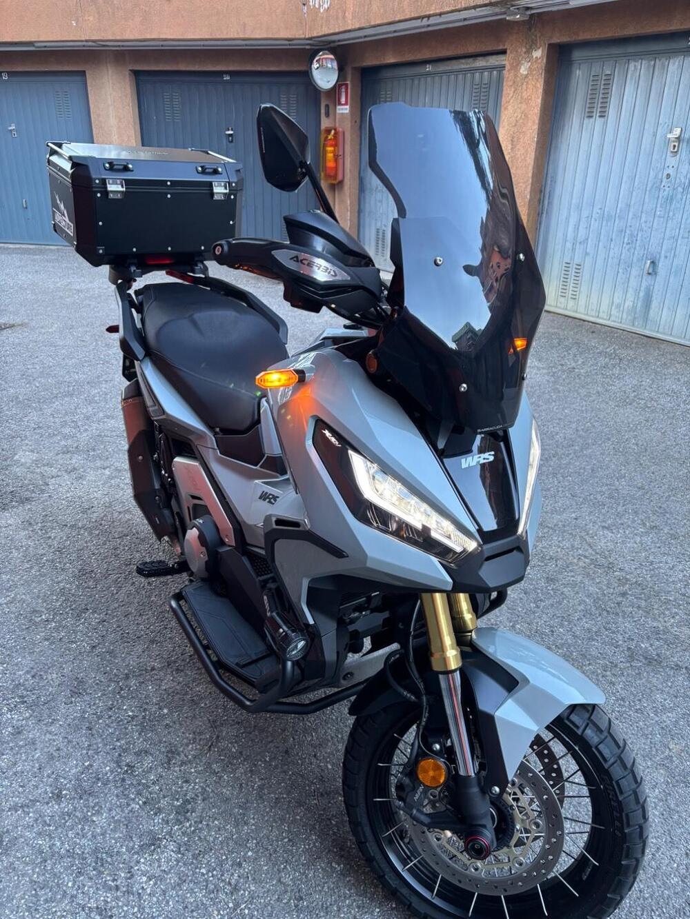 Honda X-ADV 750 DCT (2021 - 24) (4)