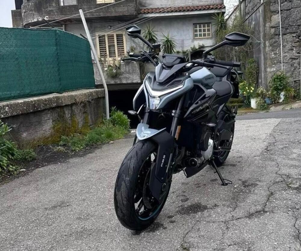 CFMOTO 675NK (2025 - 26)