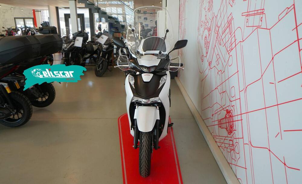 Honda SH 150i Sport (2024 - 25) (3)