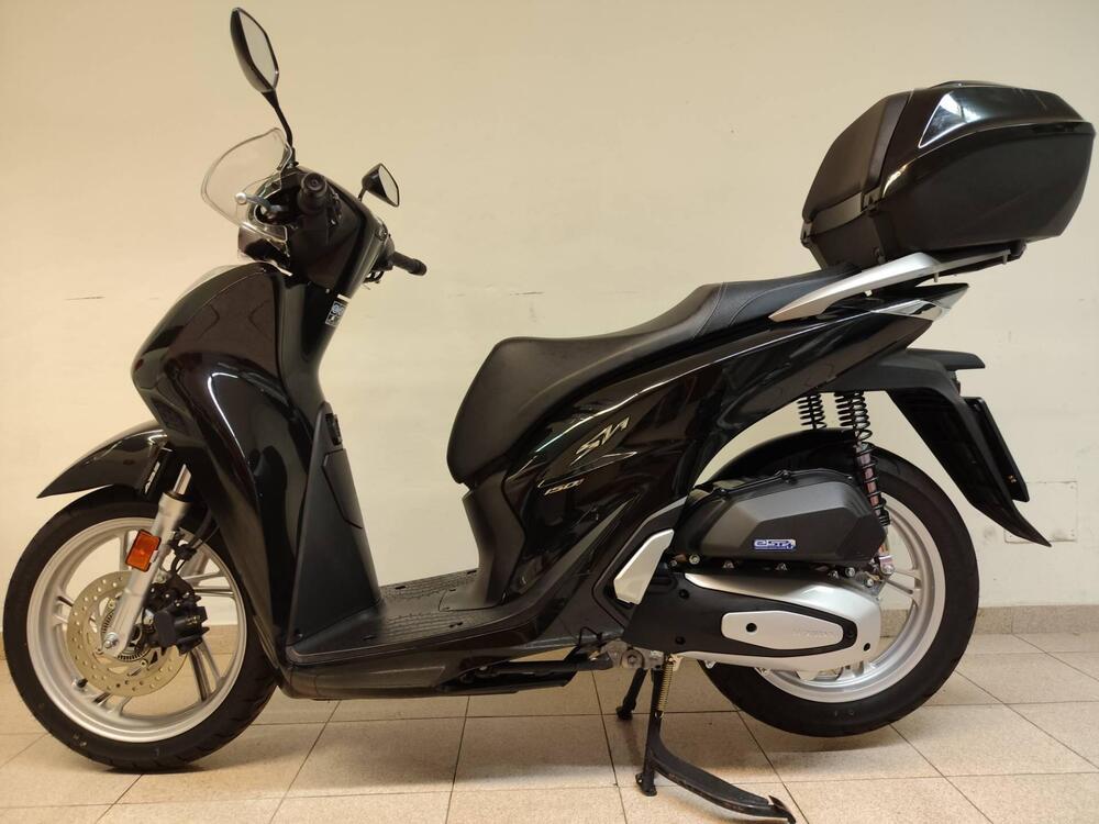 Honda SH 150i (2020 - 23) (2)