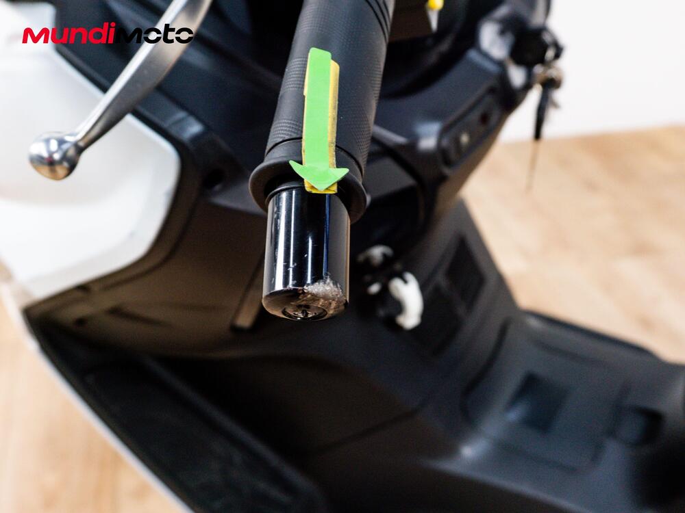 Sym Joymax 300 i ABS (2012 - 18) (24)