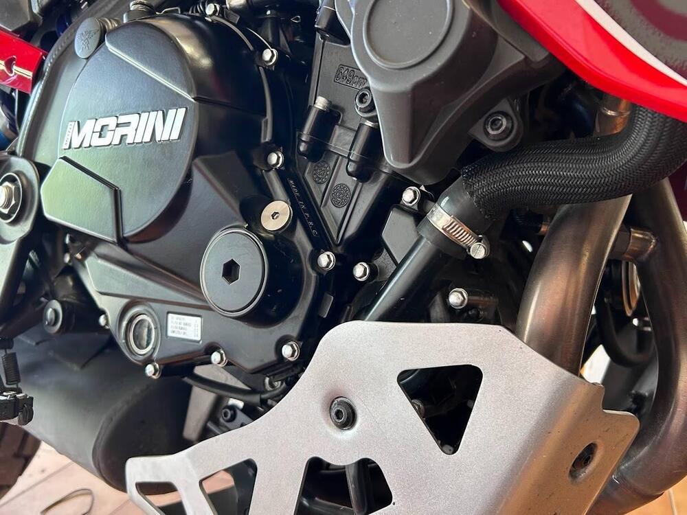 Moto Morini X-Cape 650 Gold Wheels Edition (2022 - 26) (14)