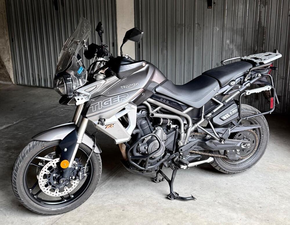 Triumph Tiger 800 XRt (2018 - 20) (2)