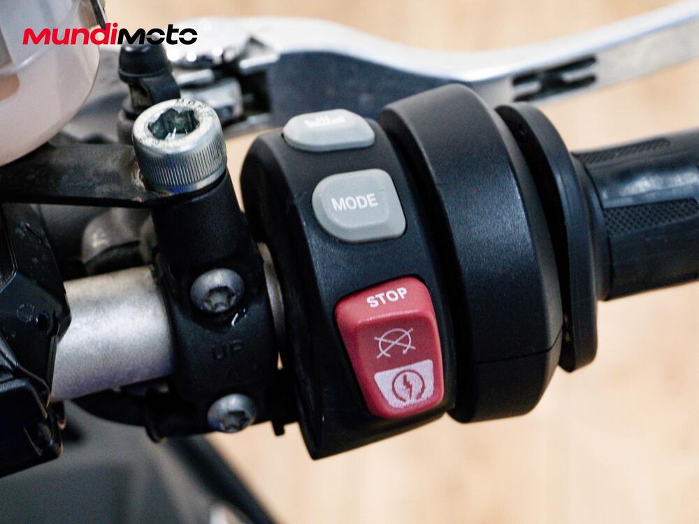 Bmw S 1000 R (2014 - 16) (24)