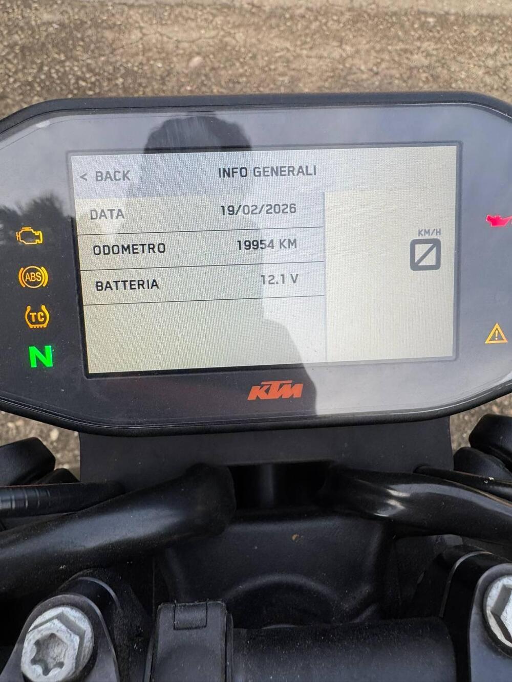 KTM 890 Duke L (2021) (5)