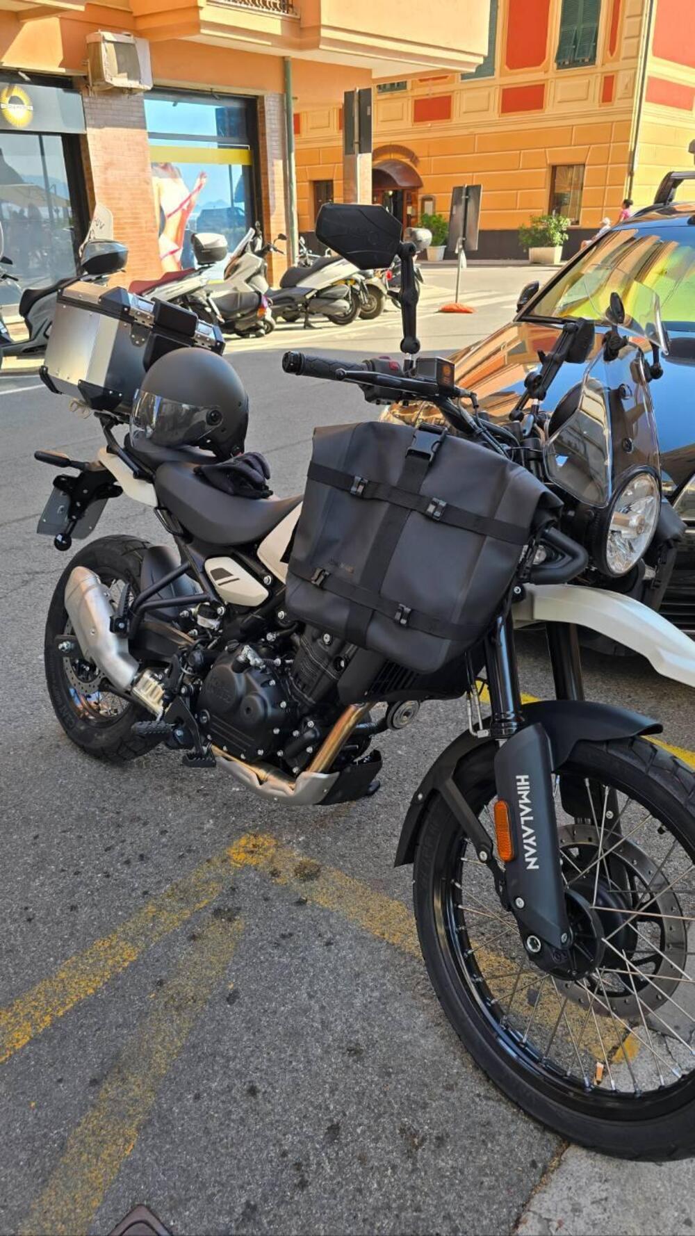 Royal Enfield Himalayan 450 (2024 - 26) (2)