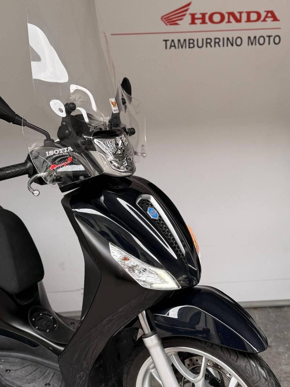 Piaggio Medley 200 (2025 - 26) (2)