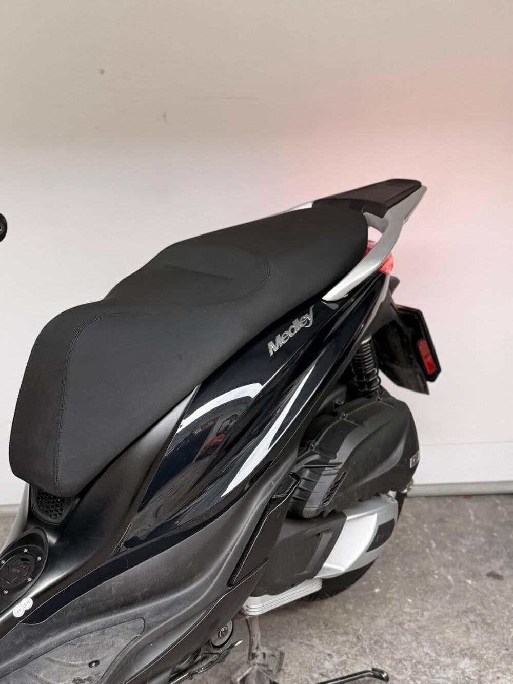 Piaggio Medley 200 (2025 - 26) (9)