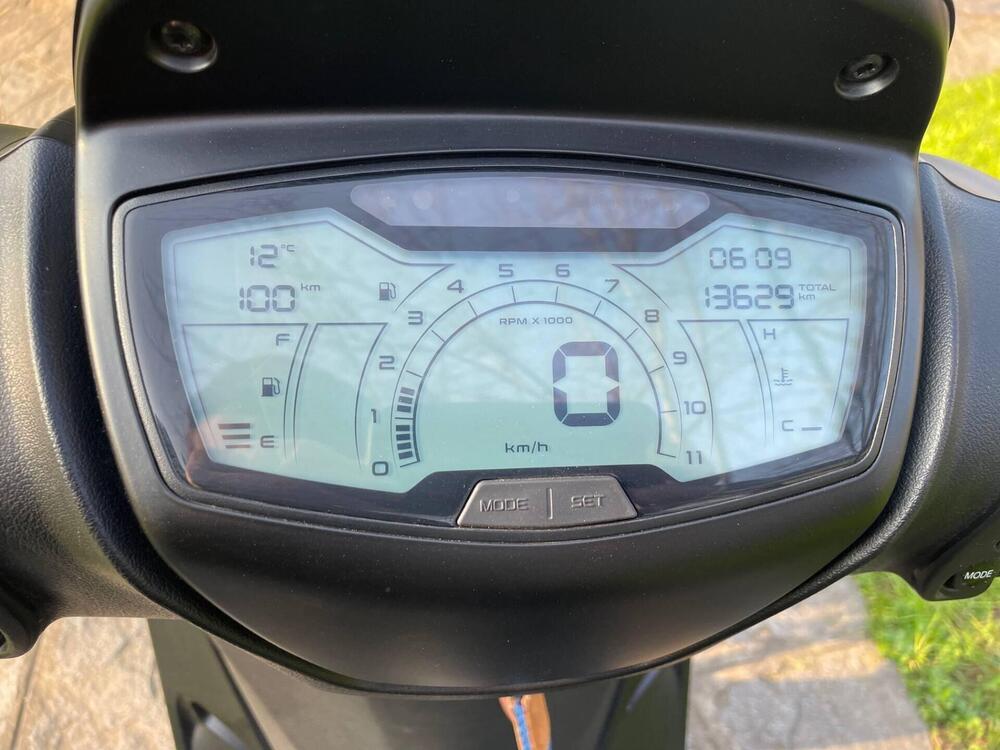 Piaggio Medley 150 S ABS (2021 - 25) (5)